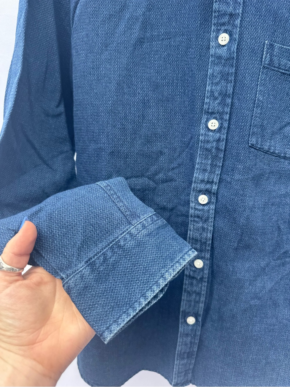 Brooks Brothers Red Fleece Men’s Large Blue Chambray Button-Down Shirt - Picture 5 of 12